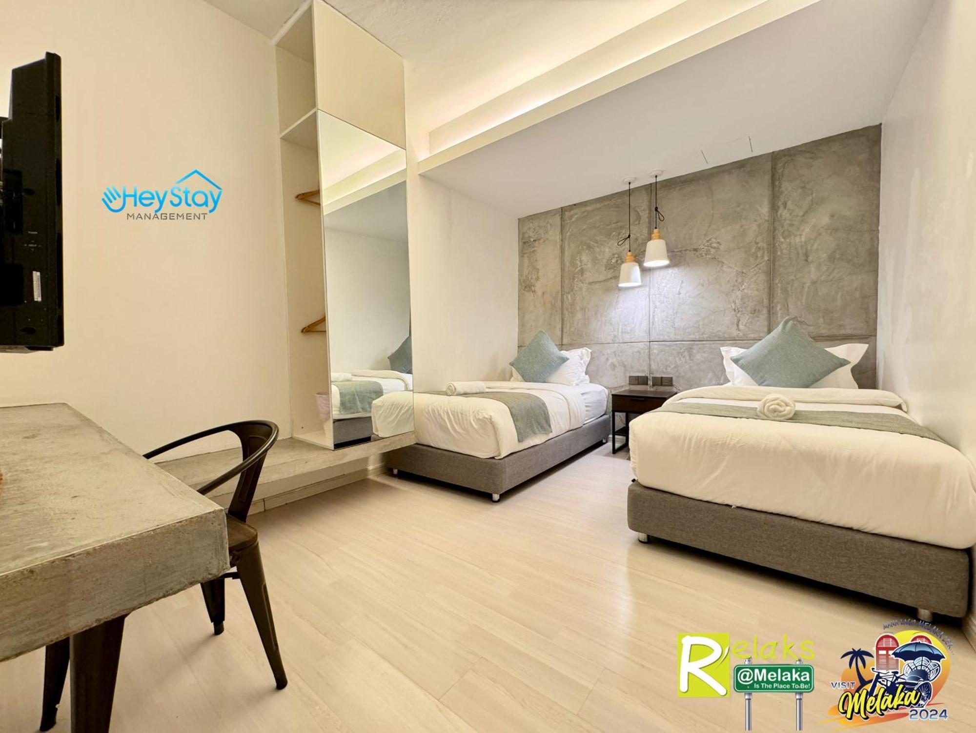 Modern Cave Guest House Walking Distance 5Mins To Jonker Melaka Zewnętrze zdjęcie