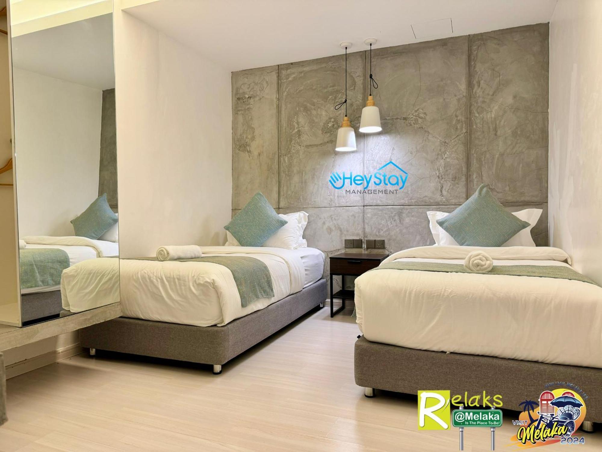 Modern Cave Guest House Walking Distance 5Mins To Jonker Melaka Zewnętrze zdjęcie