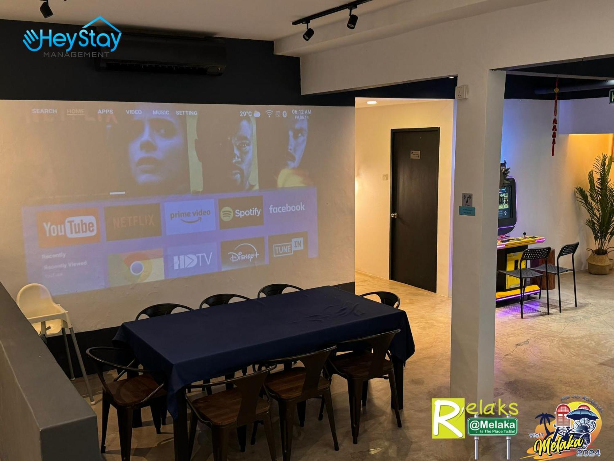 Modern Cave Guest House Walking Distance 5Mins To Jonker Melaka Zewnętrze zdjęcie