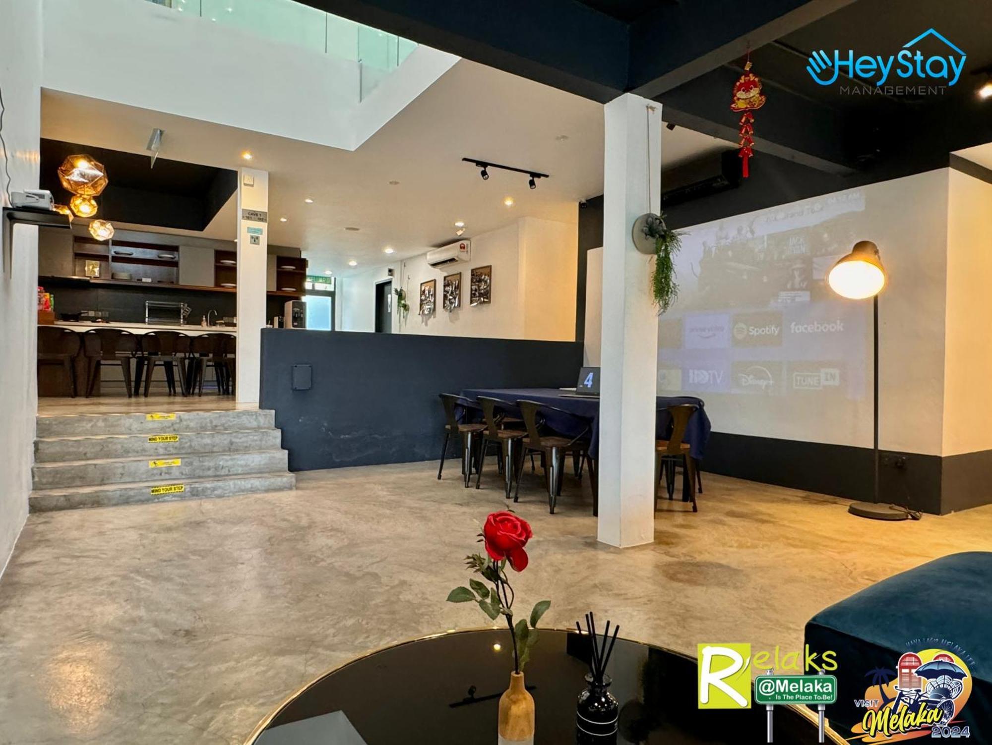 Modern Cave Guest House Walking Distance 5Mins To Jonker Melaka Zewnętrze zdjęcie